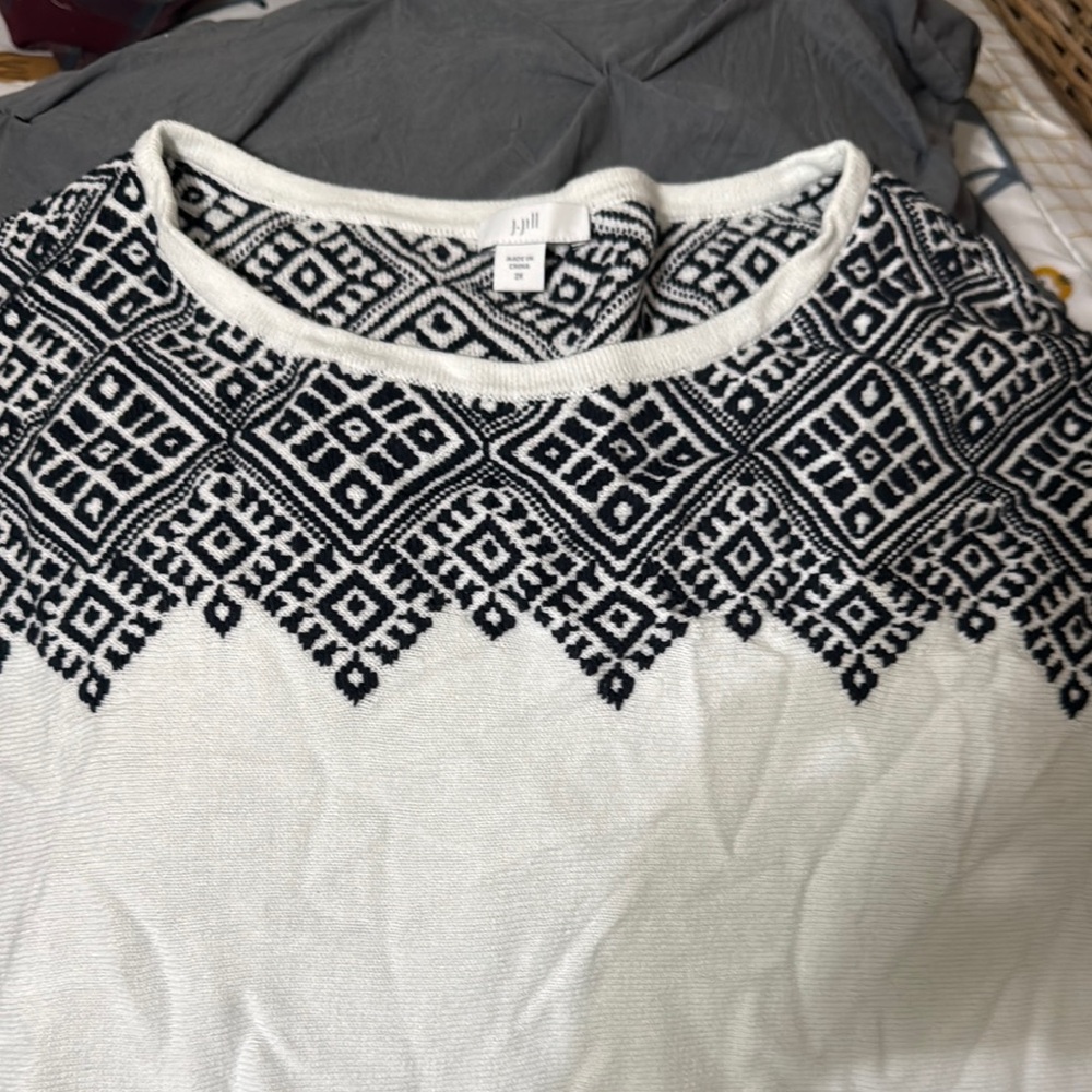 Short sleeve j Jill sweater